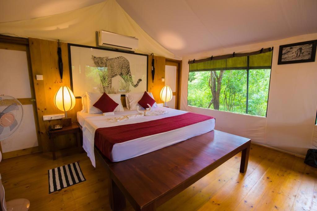 Yala Leopard Mobile Camp Hotel Bagian luar foto