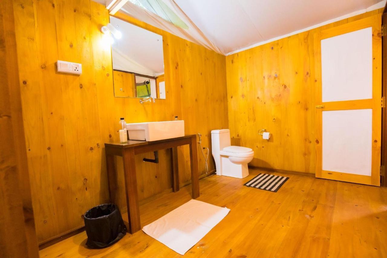 Yala Leopard Mobile Camp Hotel Bagian luar foto