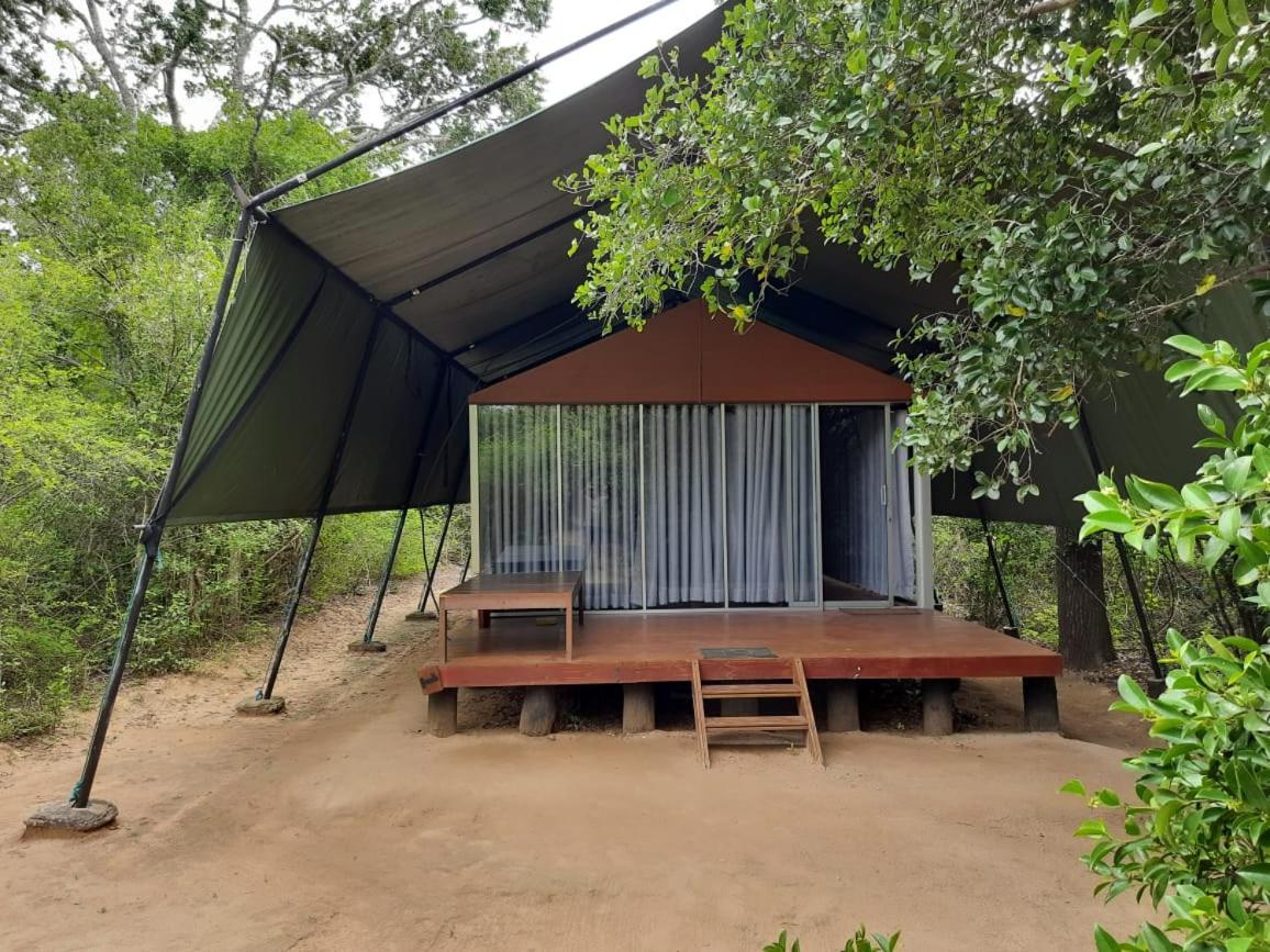 Yala Leopard Mobile Camp Hotel Bagian luar foto
