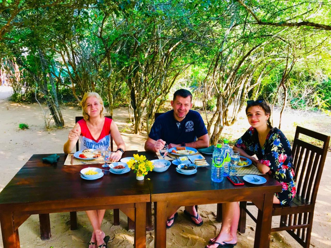 Yala Leopard Mobile Camp Hotel Bagian luar foto